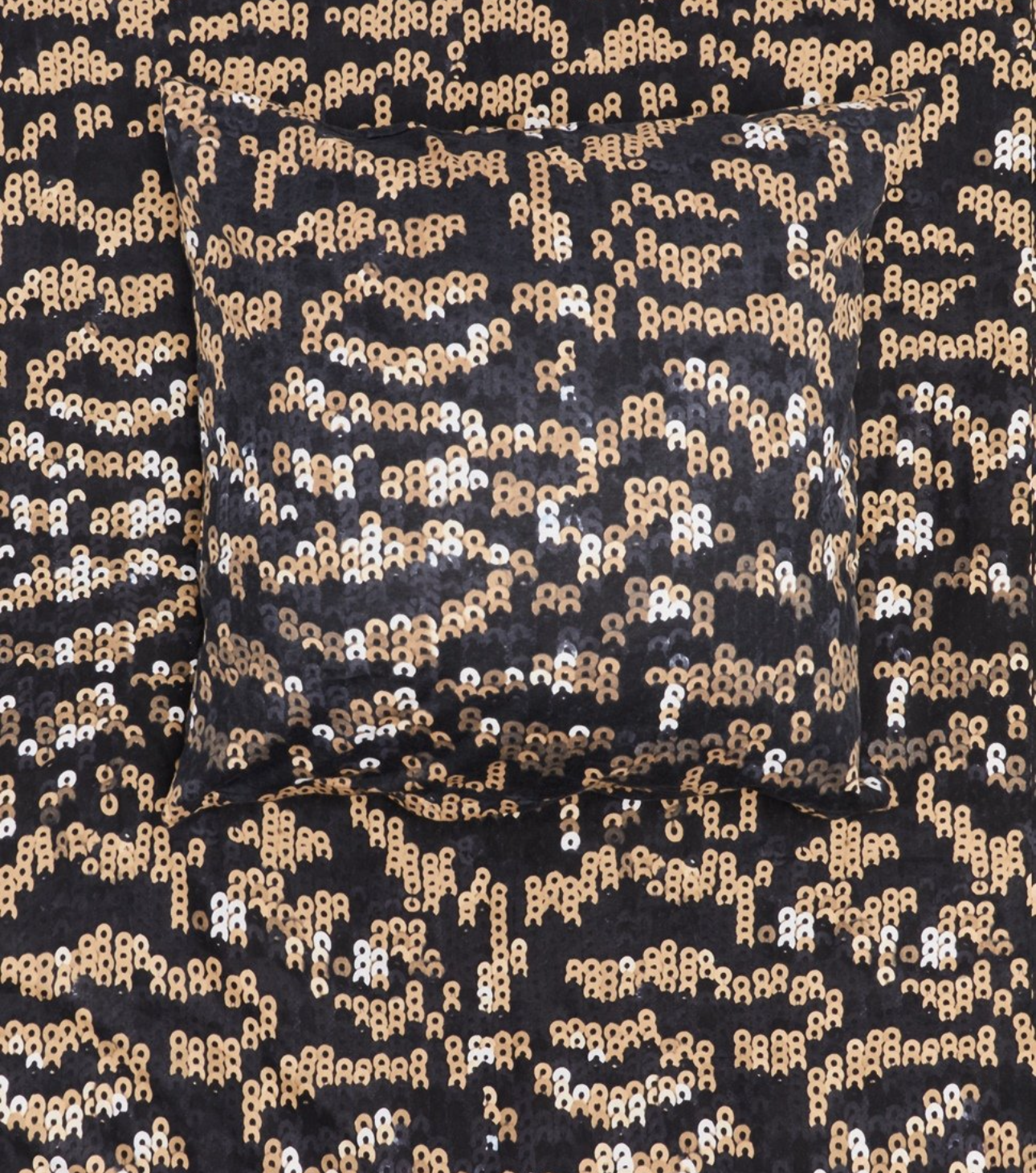 heckett-lane-sequin-bedding-set-closeup-bauhouse